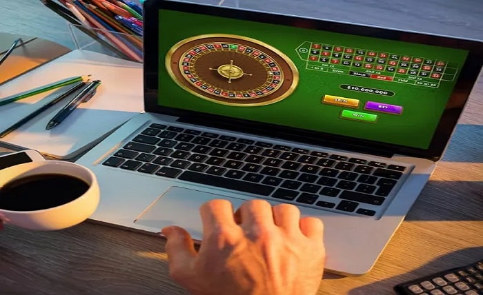 4D Lottery vs Live Roulette